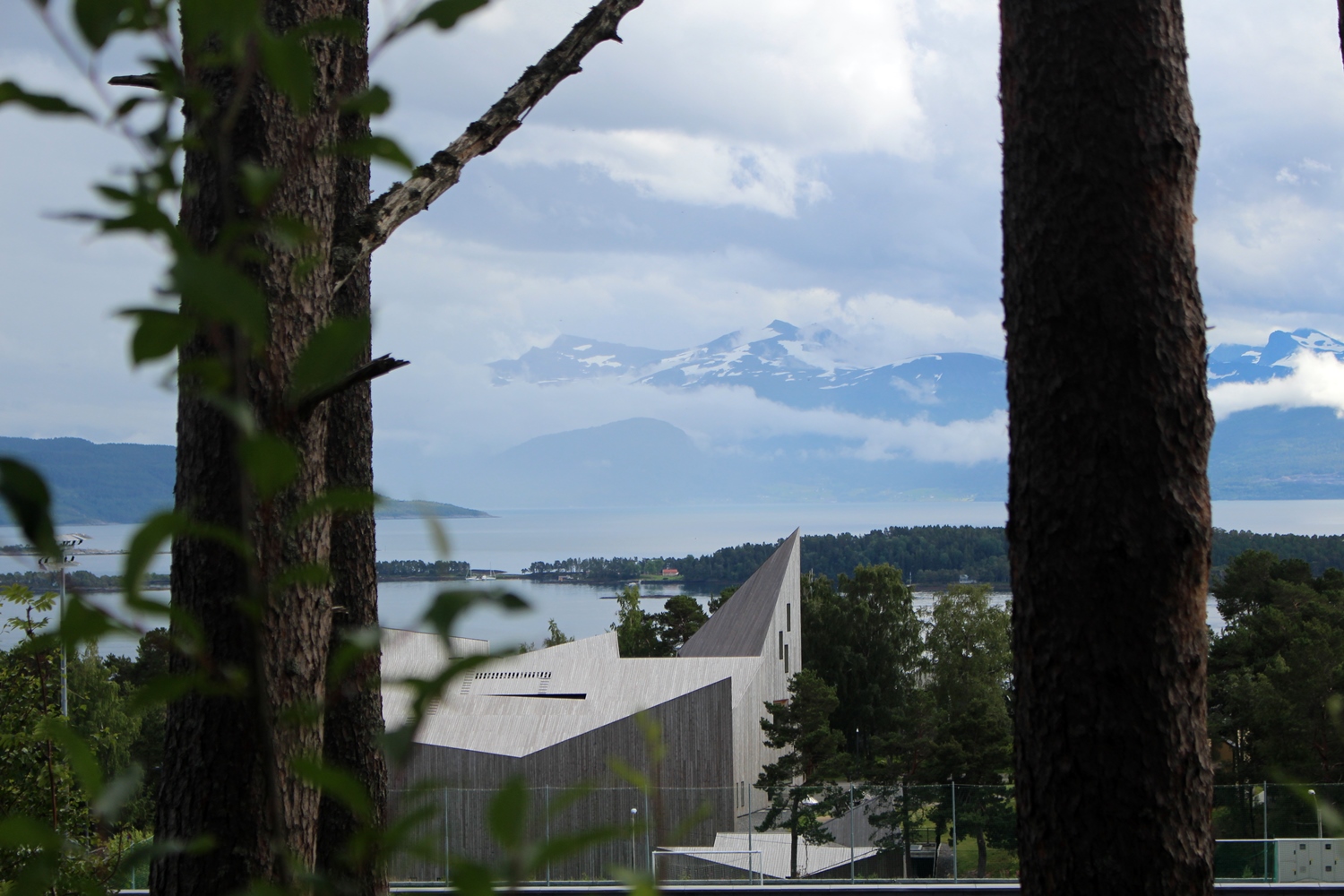Blick auf Molde und das Romsdalmuseum